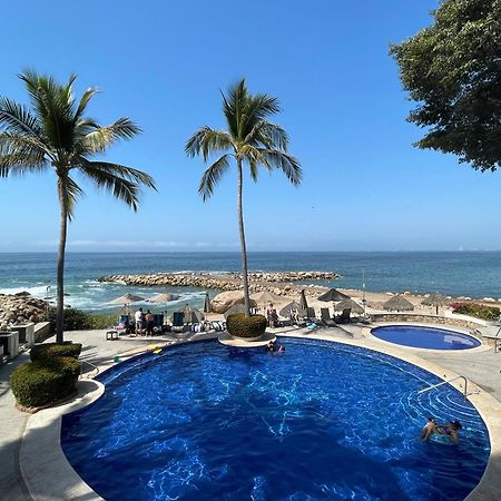 פוארטו ואלארטה Ocean Front, 3 Bedroom, 3 Bathroom, Casa Natalia, Playa Esmeralda מראה חיצוני תמונה